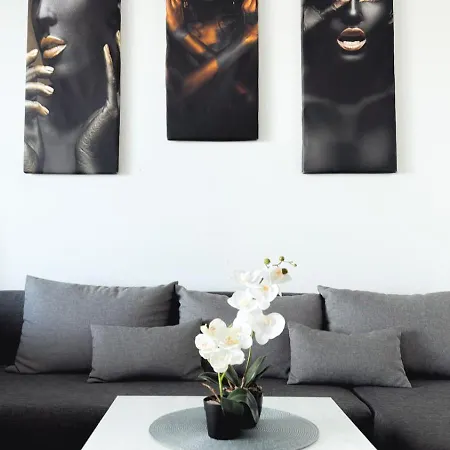 Heart Of Parking オウル